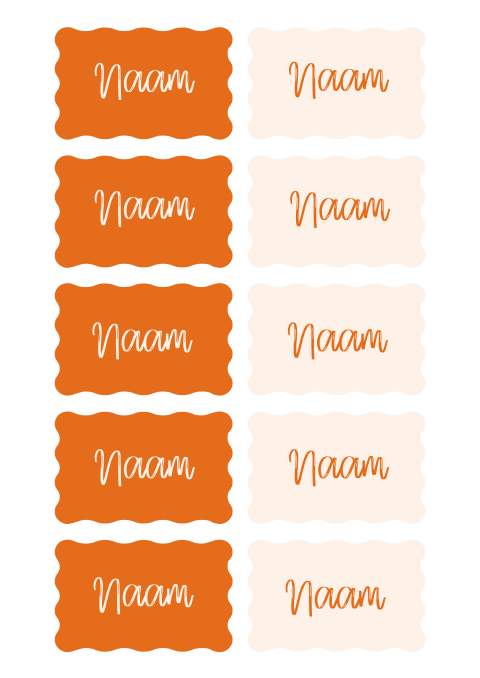 Zomerse naamkaartjes bruiloft in oranje met golvende rand