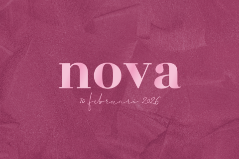 Geboortekaartje meisje in trendkleuren met naam in roze hoogglans