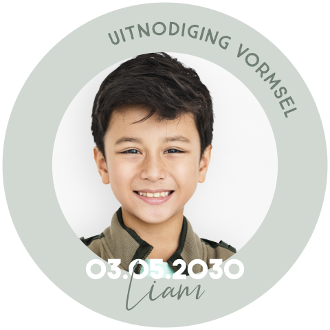 Originele Vormsel uitnodiging in ronde vorm met foto