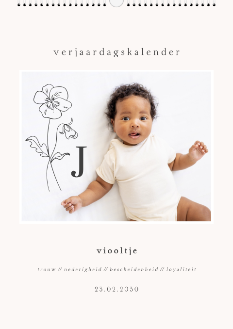 Kraamcadeau kalender met geboortebloem en foto