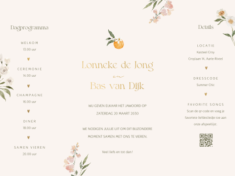 Zomerse trouwkaart theatervouw met bloemen, sinaasappels en mat goudfolie