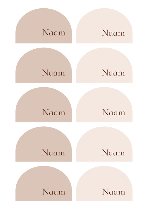 Naamkaartjes bruiloft beige tinten in halve boog vorm