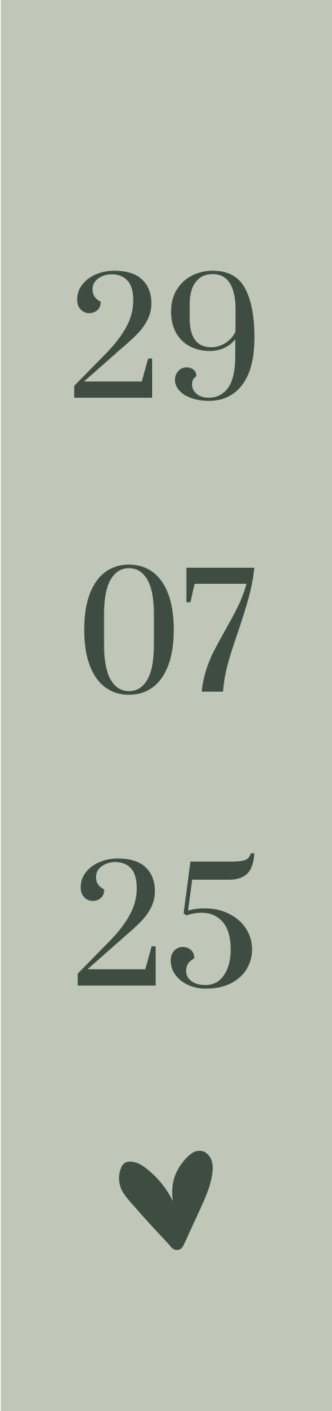 Labeltje met geboortedatum en klein hartje