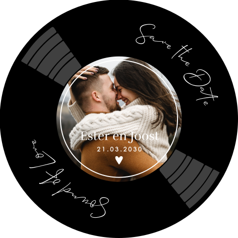 Originele save the date in vorm van LP met foto