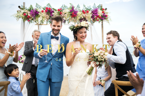 Bedankkaart bruiloft met foto, goudfolie en ronde hoeken