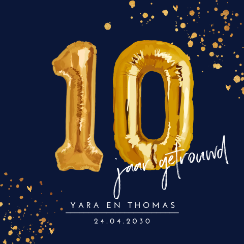 Hippe uitnodiging 10 jaar samen met cijfer ballonnen