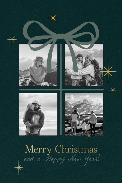 Kerstkaart in donkergroen met foto's, strik en matgoudfolie