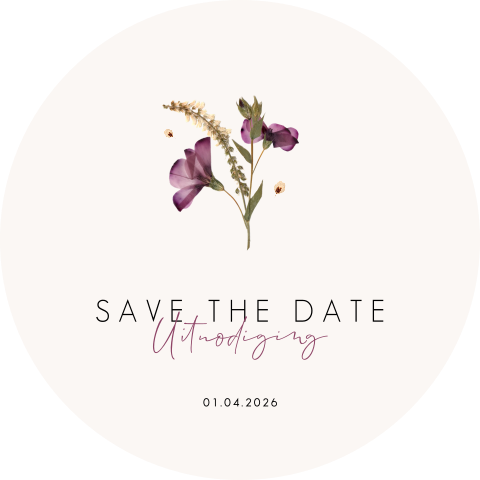 Ronde Save the Date uitnodiging met geperste bloemen