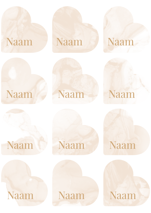 Naamkaartjes in hartjesvorm met marmerachtergrond