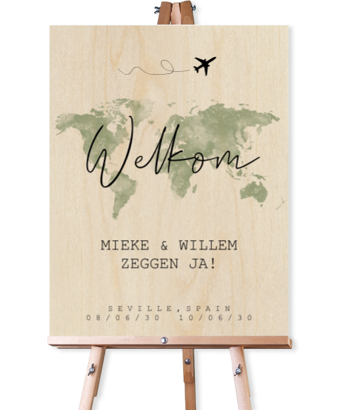 Welkomstbord van hout met wereldkaart in groen