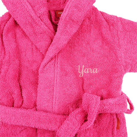 Badjasje met naam geborduurd