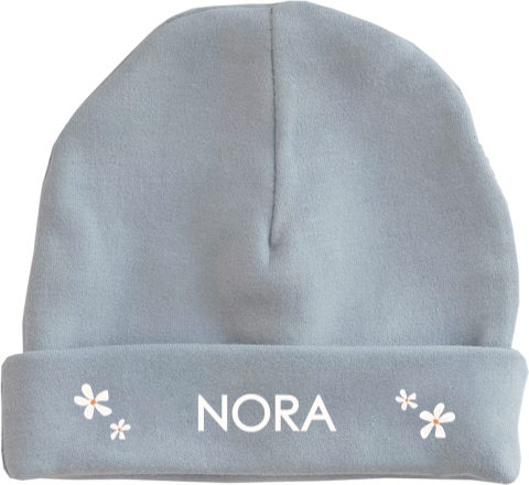 Babymutsje met naam en madeliefjes