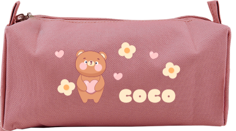 Etui met naam, beertje en hartjes