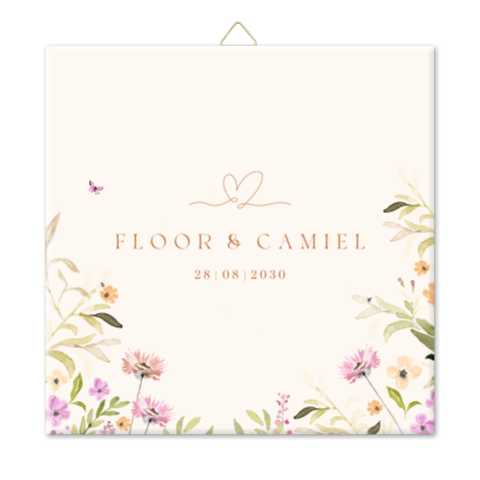 Huwelijks tegel met pastelkleurige bloemen