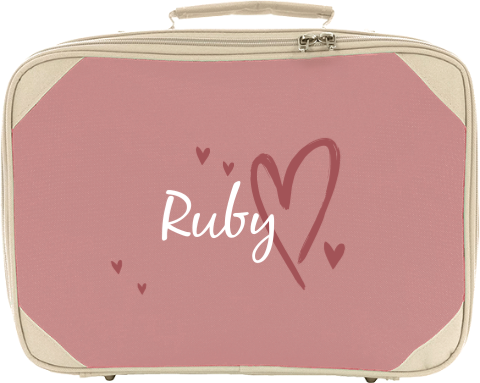 Koffertje met naam en hartjes