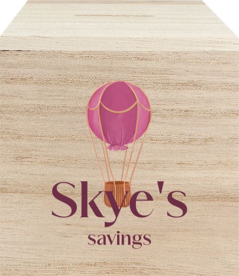 Houten spaarpot met naam en roze luchtballon