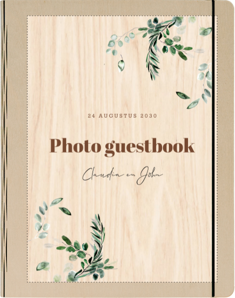 Houten gastenboek met eucalyptus takjes