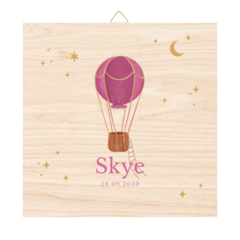 Houten tegel met naam en luchtballon in sterrenhemel