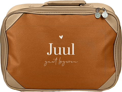 Koffertje met naam en klein hartje