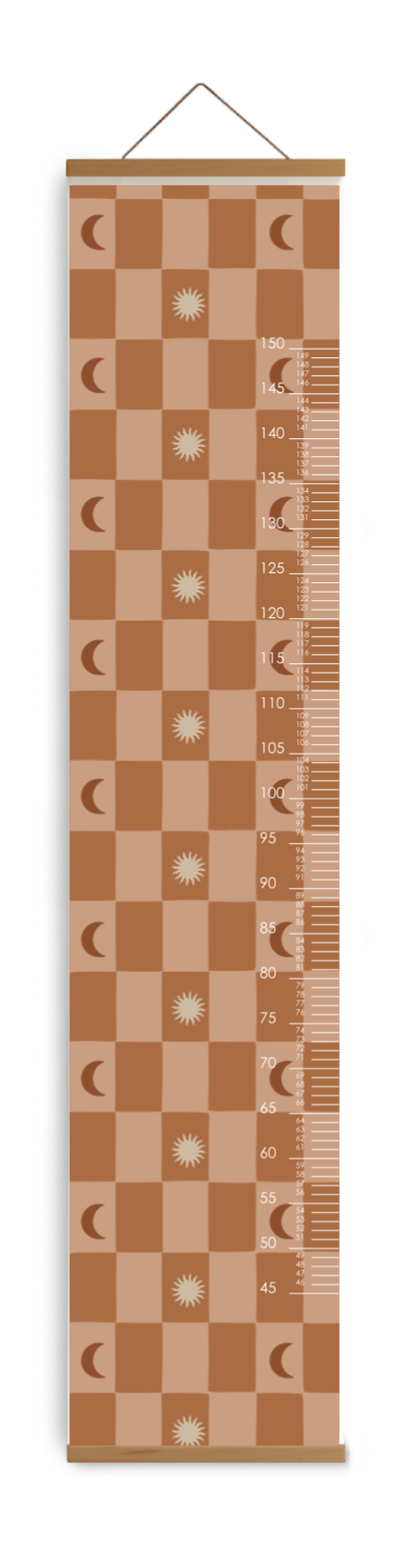 Groeimeter voor kinderkamer met zon en maan in bruintinten