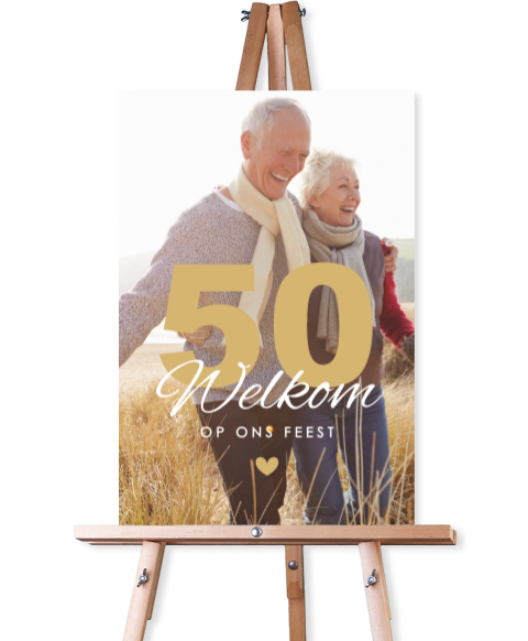 Welkomstbord voor huwelijksjubileum met foto en goudkleurig getal