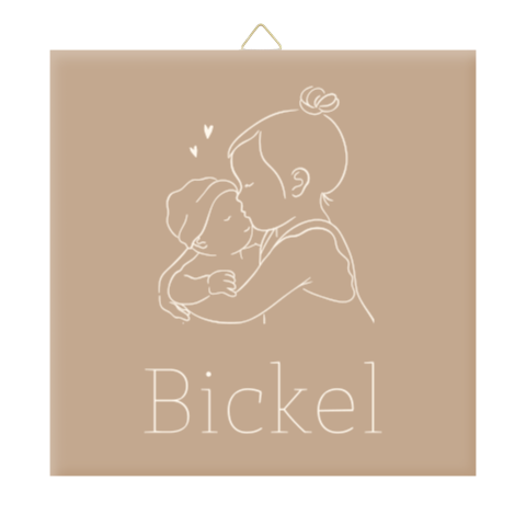 Geboortetegeltje in bruin met lijntekening van baby broertje