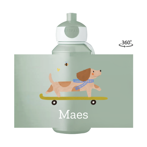 Mepal pop-up drinkfles met teckel op skateboard en naam