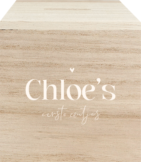 Houten spaarpot met naam klassieke typografie