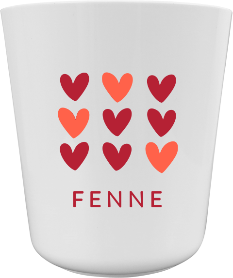 Kinderbeker met naam en hartjespatroon