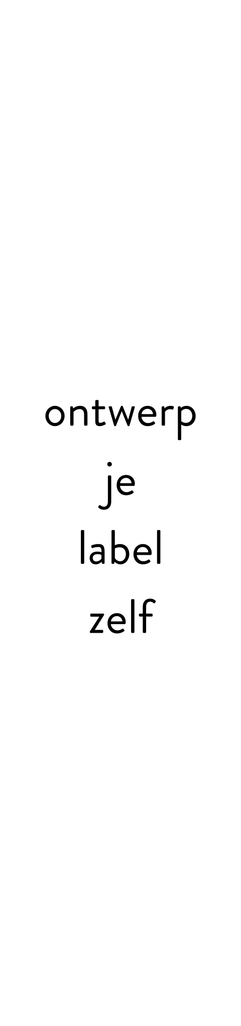 Blanco langwerpig label met een handig gaatje