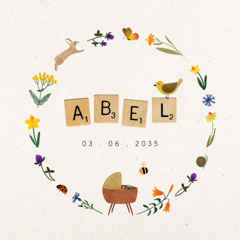 Geboortekaartje met een krans van bloemen, dieren en een wiegje