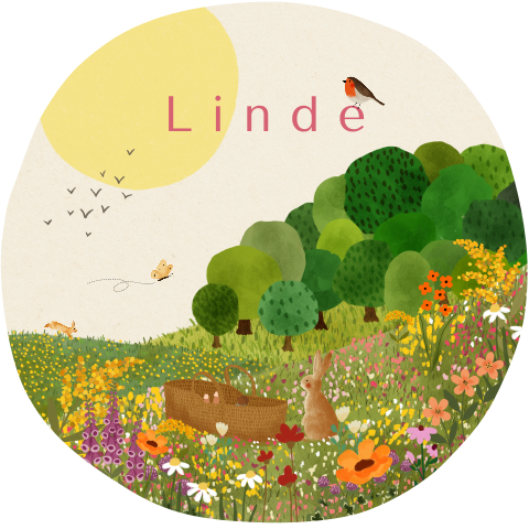 Geboortekaartje met een zomers landschap en kleine dieren