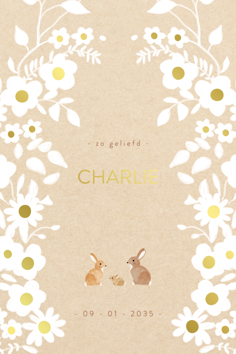 Geboortekaartje met kraft-look achtergrond, witte bloemen en goudfolie