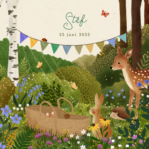 Geboortetegeltje met een bos, slingers, dieren en een baby'tje