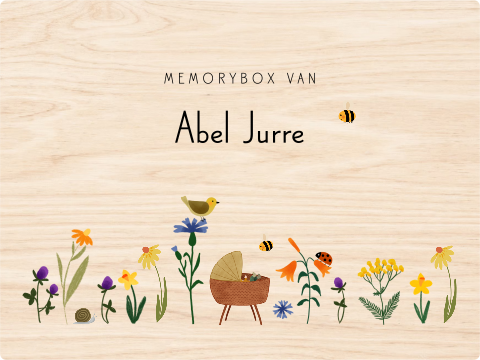 Memorybox met bloemen, dieren en een wiegje