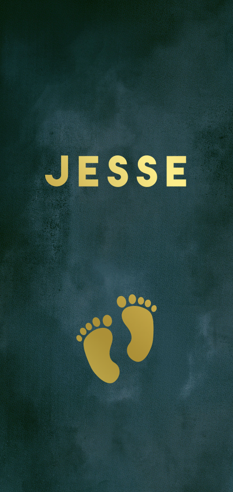 Lief babykaartje jongen met voetjes in foliedruk