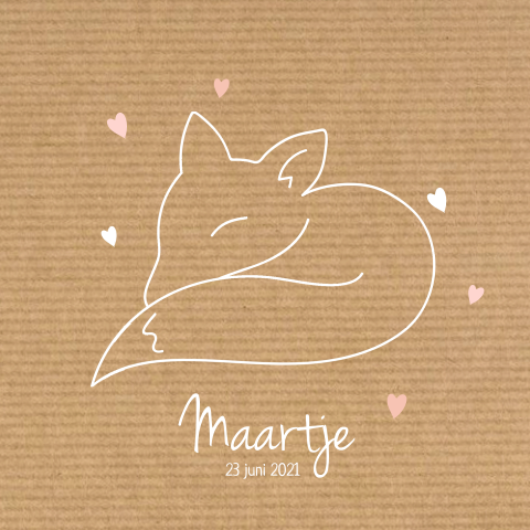 Hip en lief geboortekaartje voor een meisje met een vosje en hartjes