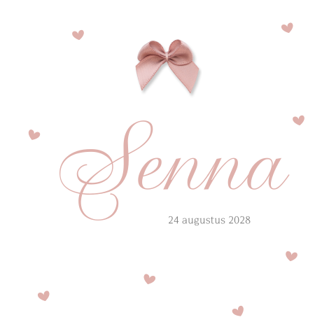 Lief geboortekaartje voor een meisje met hartjes en echt strikje