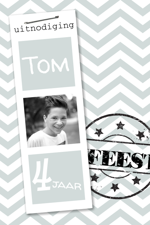 Uitnodiging 4e verjaardag jongen met fotostrip en ster
