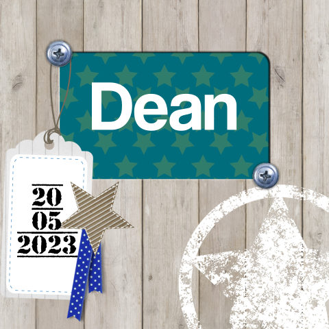 Stoer geboortekaartje met hout en sterren