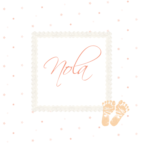 Klassiek kaartje met kant en babyvoetjes