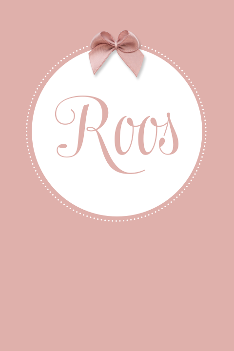 Lief geboortekaartje voor meisje met roze hartjes patroon en strikje