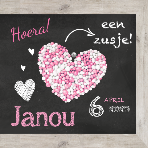 Geboortekaart met hartje op krijtbord voor meisje