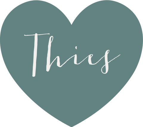 Leuke sluitsticker hartvorm met de naam baby