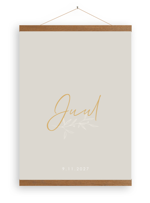 Een grijze canvasposter met houten latjes