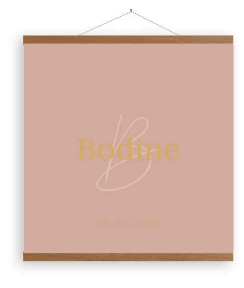 Een vierkante roze canvasposter met latjes