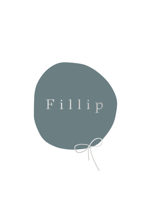 Geboortekaartje rond strikje zilverfolie