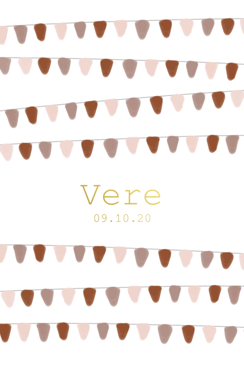 Meisjes geboortekaartje met roze en roestbruine vlaggetjes goudfolie