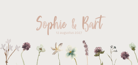 Trouwkaart met geschilderde veldbloemen met roze en blauw