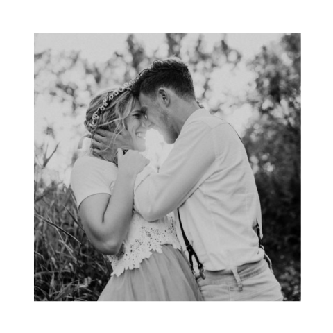 Vierkant fotolabeltje met witrand trouwkaart